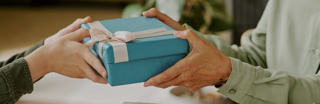 2 steps to not being bad with money	